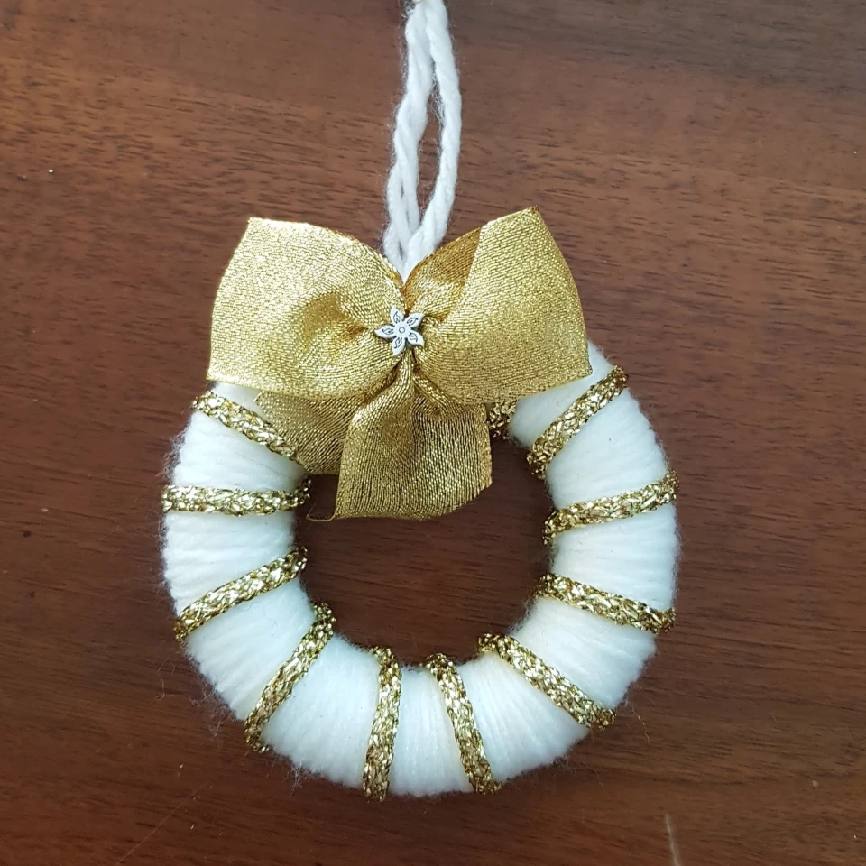 Piccola Ghirlanda diam 12 cm(4)