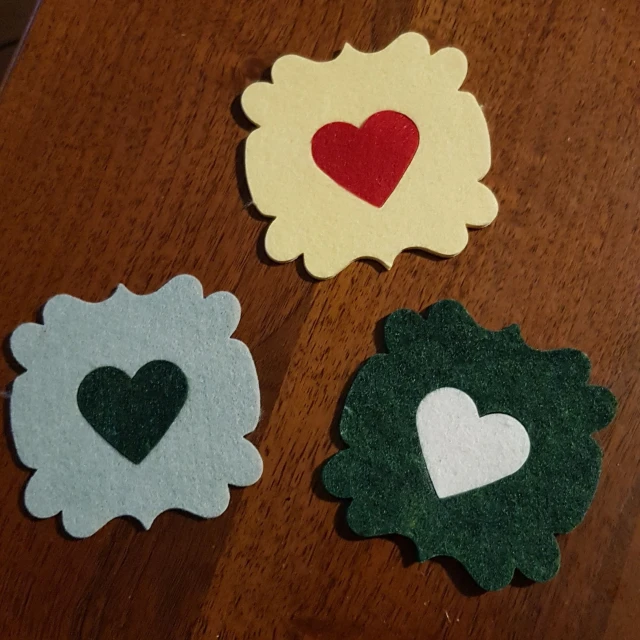Sottotazze o sottobicchieri disponibili in vari colori a richiesta (1)