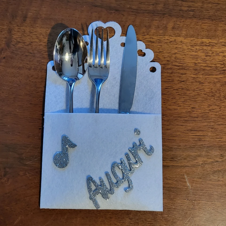 Segnaposto bianco con nota musicale (1)