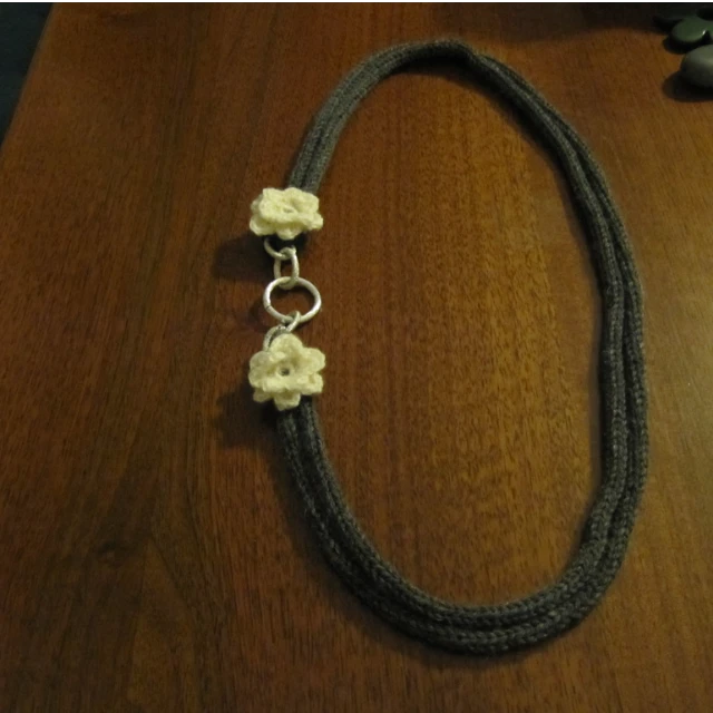 Collana grigia